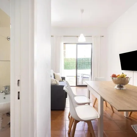 Two 250m From Americas